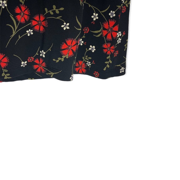 Ann Taylor red floral print black rayon skirt size 4p - Picture 5 of 9